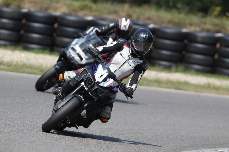 Archiv-2018/44 06.08.2018 Dunlop Moto Ride and Test Day  ADR/Strassenfahrer-Sportfahrer grün/71